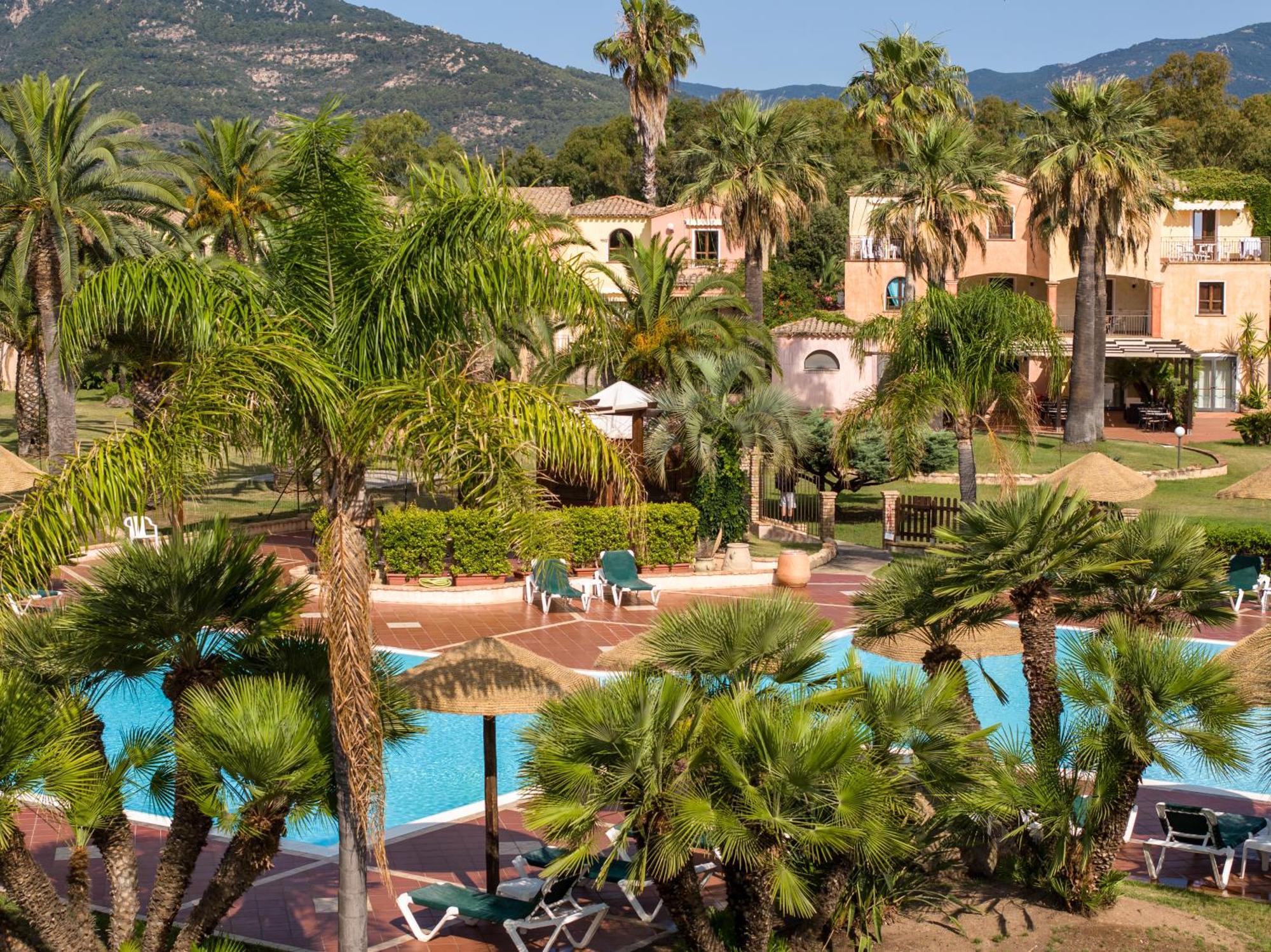 Baia Delle Palme Beach Santa Margherita di Pula Exterior photo